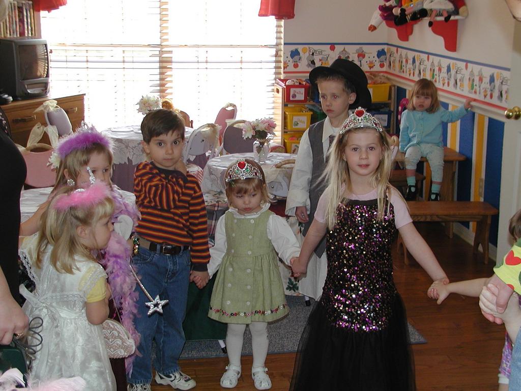 camera/2002/02(February)/02_16_Brynn's_Birthday_Party/1024x768_pic00014.jpg