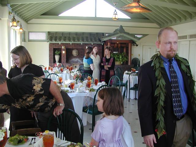 camera/2002/02(February)/02_23_Larry_and_Anne_Marie's_Reception/640x480_P2230004.JPG
