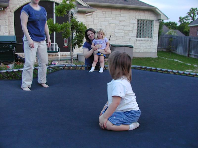 camera/2002/04(April)/04_19_Trampoline/800x600_P4190038.JPG