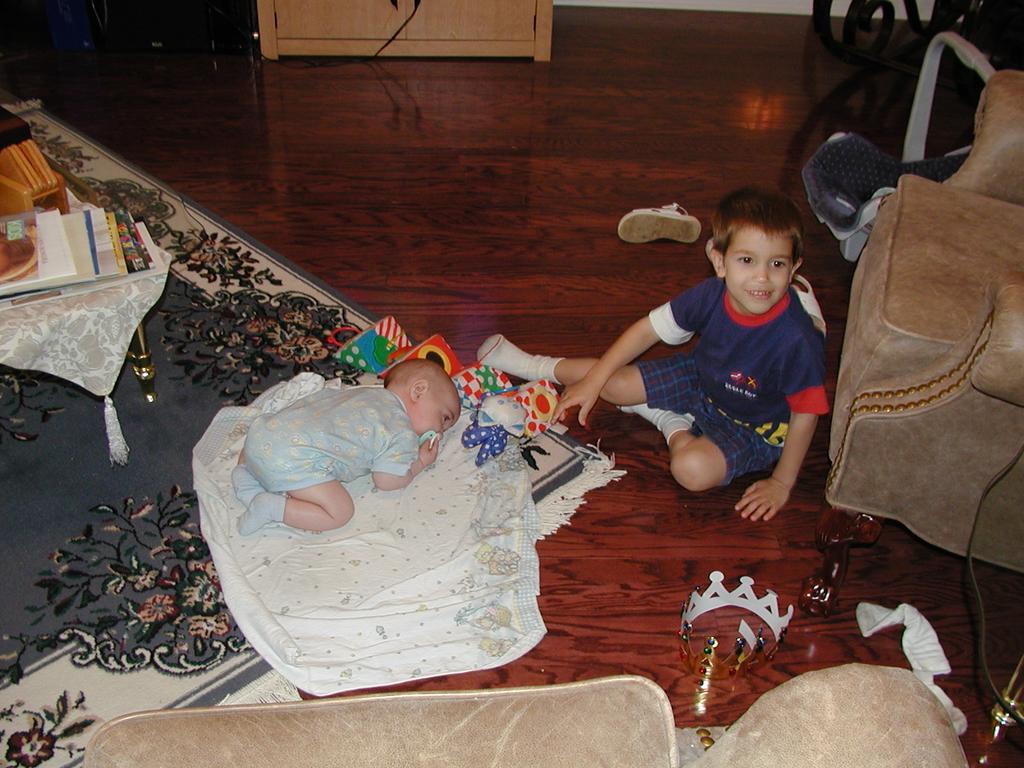 camera/2002/04(April)/04_20_McKenzie's_3rd_Birthday_Party/1024x768_P4200083.JPG