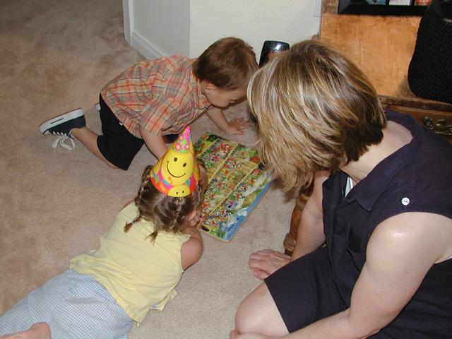 camera/2002/04(April)/04_28_Arianna's_3rd_Birthday_Party/640x480_P4280027.JPG