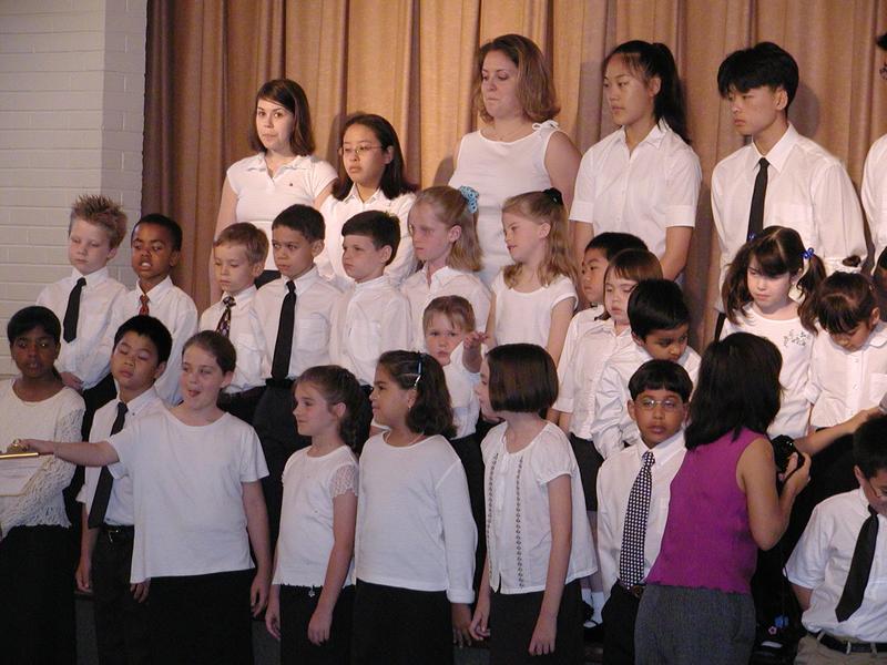 camera/2002/04(April)/04_28_Brittney's_Piano_Recital/800x600_P4280067.JPG
