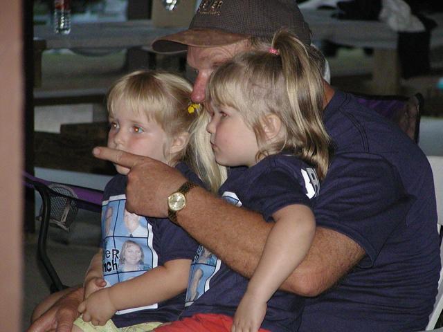 camera/2002/05(May)/05_25_Beyer_Reunion/640x480_P5250084.JPG
