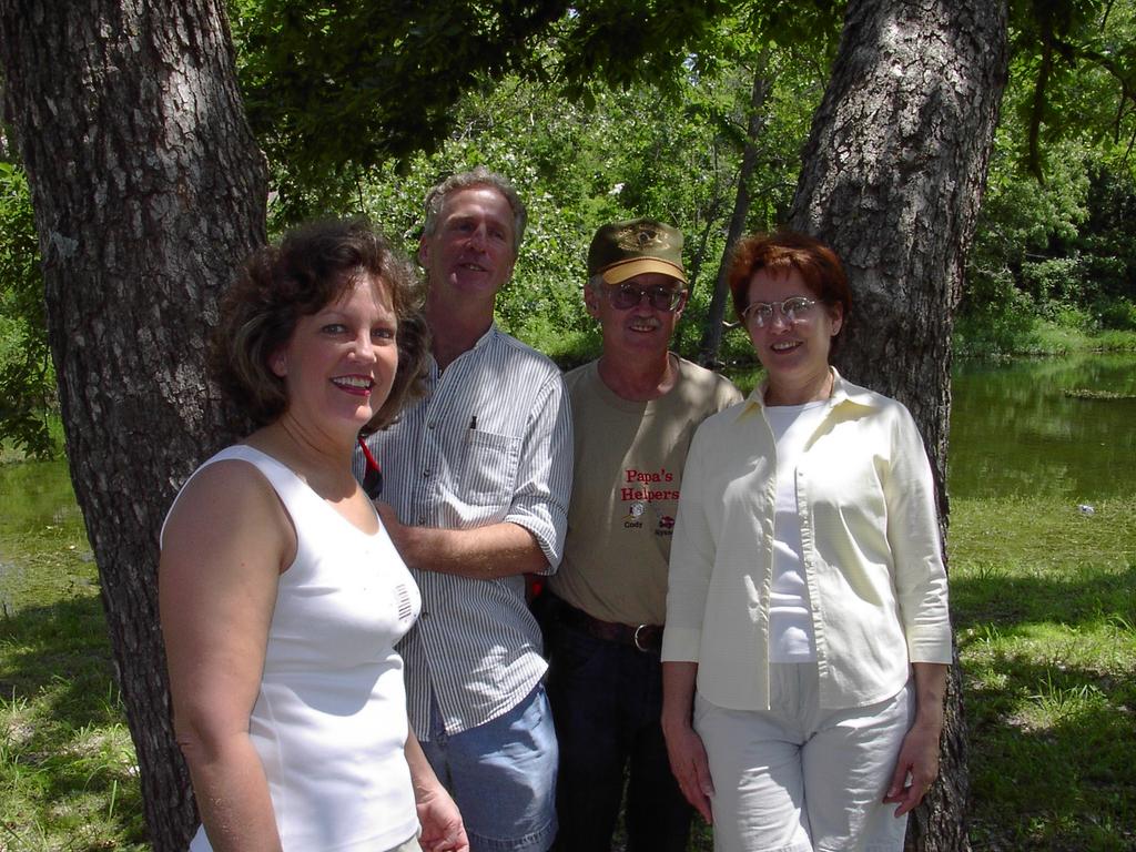 camera/2002/06(June)/sandie/1024x768_IM000050.JPG