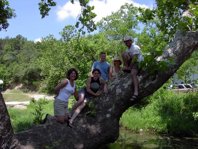 camera/2002/06(June)/sandie/640x480_IM000045.JPG