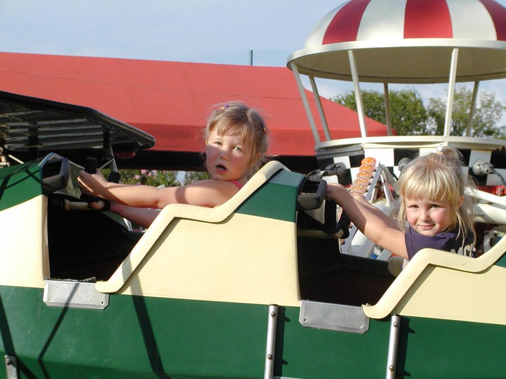 camera/2002/07(July)/07_20_Fiesta_Texas/1024x768_P7200048.JPG