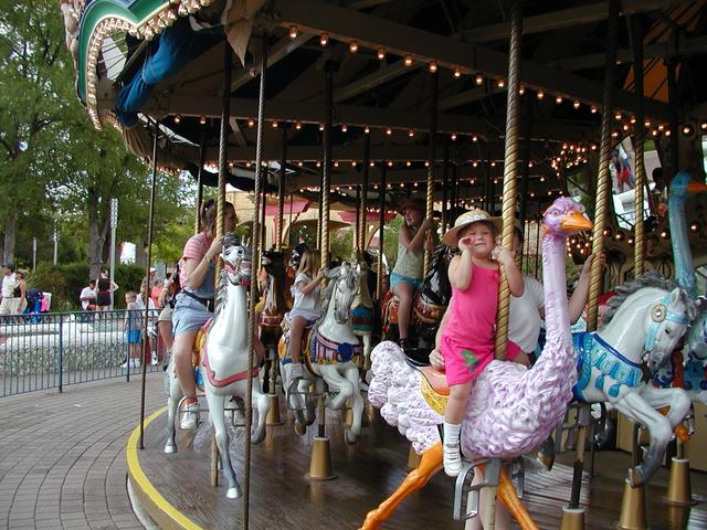 camera/2002/07(July)/07_20_Fiesta_Texas/640x480_P7200010.JPG