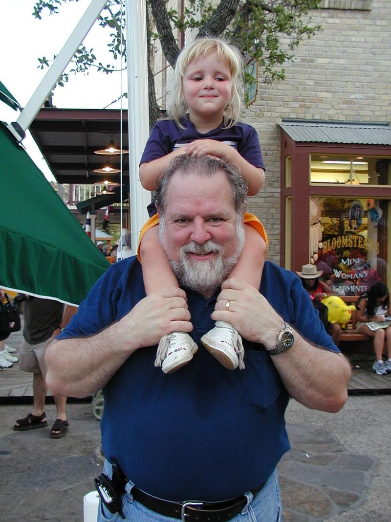 camera/2002/07(July)/07_20_Fiesta_Texas/800x600_P7200067.JPG
