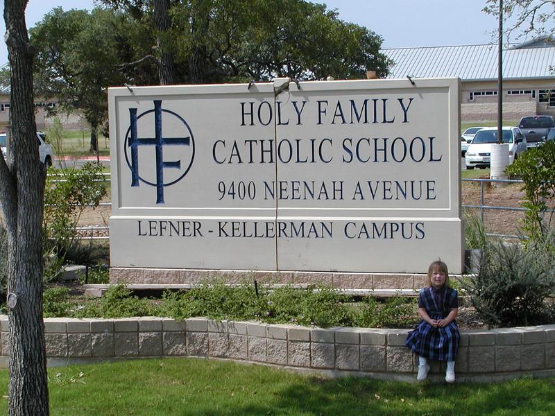 camera/2002/08(August)/08_30_Holy_Family/800x600_P8300005.JPG