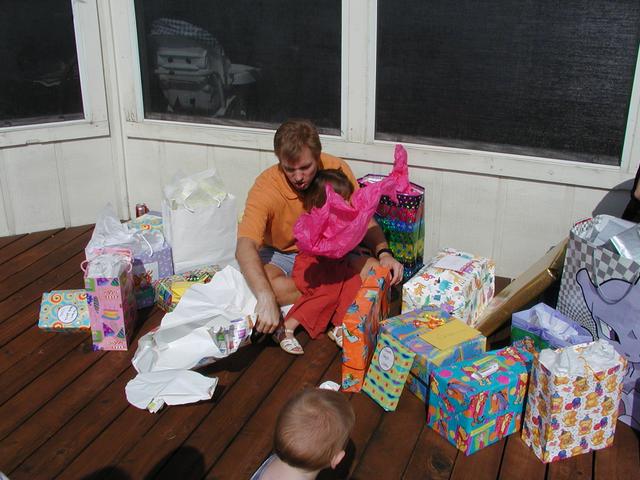 camera/2002/10(October)/10_05_Chance_and_Kalyani's_Birthday_Party/640x480_PA050118.JPG