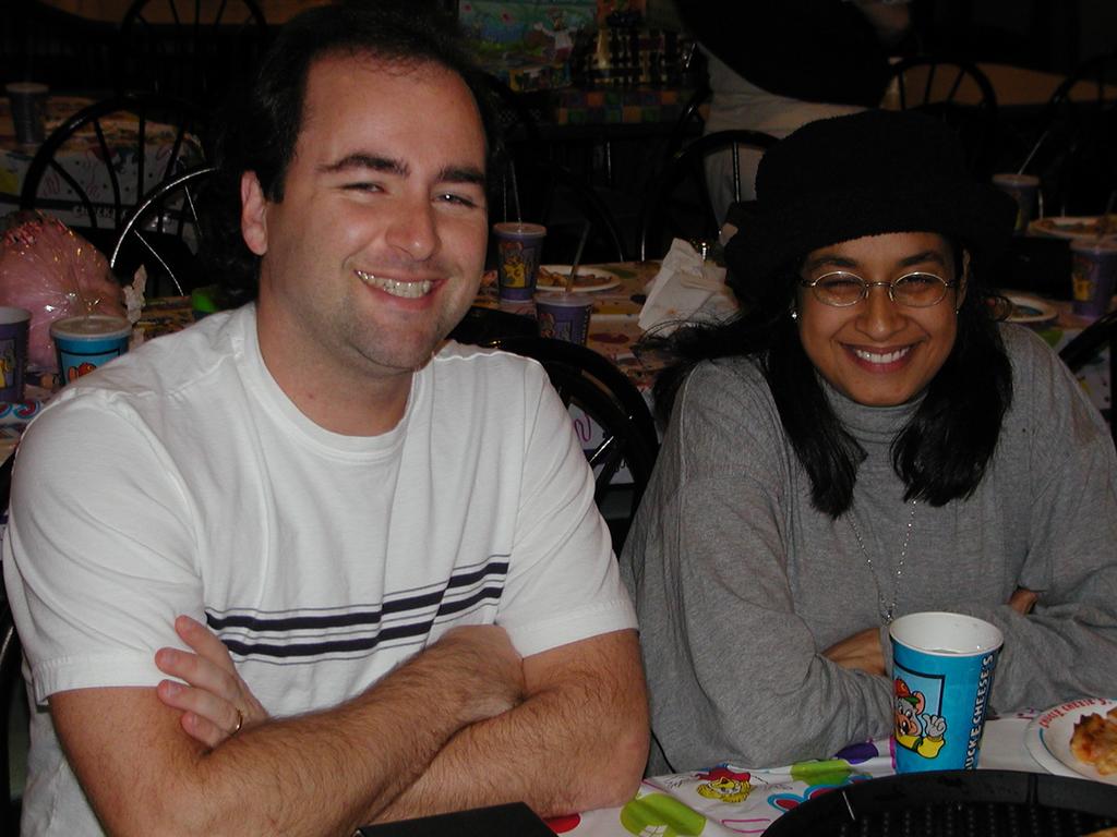camera/2002/12(December)/12_15_Zen's_Birthday_Party/1024x768_PC150004.JPG