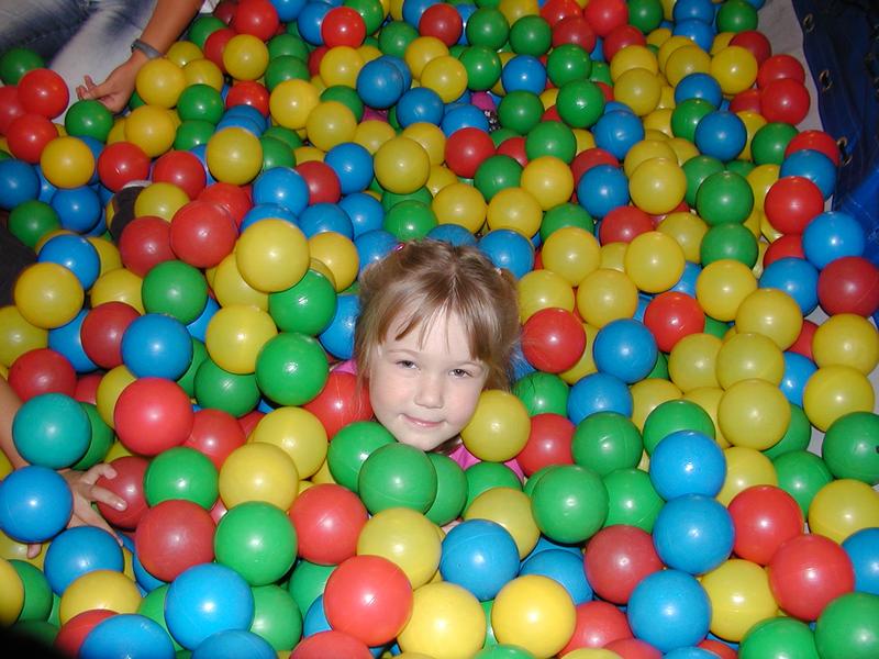 camera/2002/12(December)/12_15_Zen's_Birthday_Party/800x600_PC150010.JPG