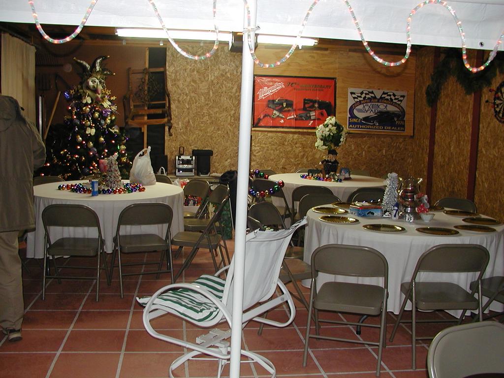 camera/2002/12(December)/12_24_Beyer_Christmas_Eve/1024x768_PC240063.JPG
