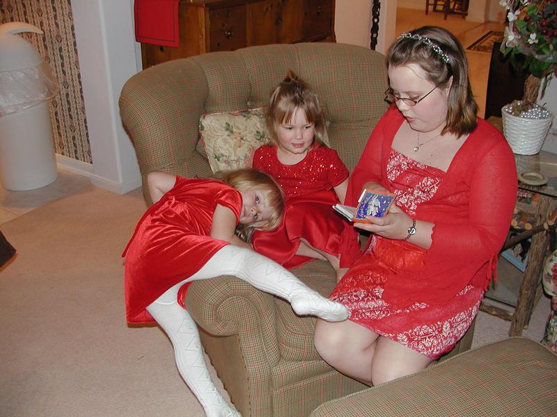 camera/2002/12(December)/12_24_Beyer_Christmas_Eve/800x600_PC240070.JPG