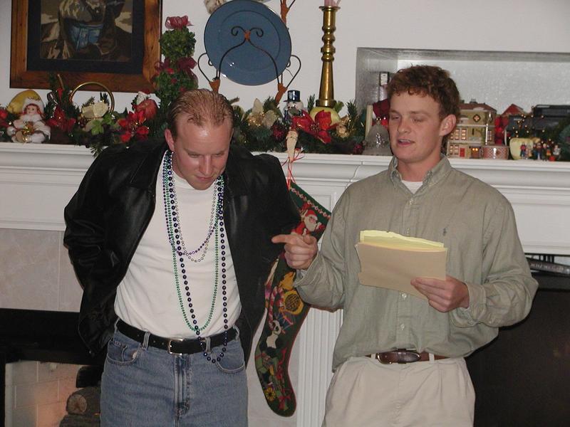camera/2002/12(December)/12_24_Beyer_Christmas_Eve/800x600_PC240104.JPG