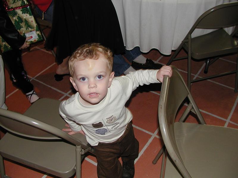 camera/2002/12(December)/12_24_Beyer_Christmas_Eve/800x600_PC240150.JPG