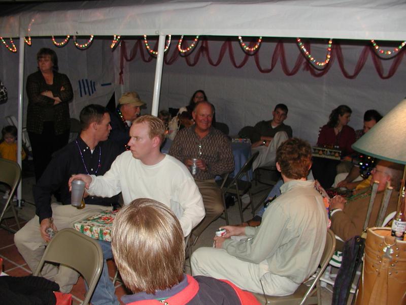 camera/2002/12(December)/12_24_Beyer_Christmas_Eve/800x600_PC240158.JPG