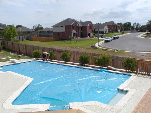camera/2002/Landscaping/640x480_P5230096.JPG