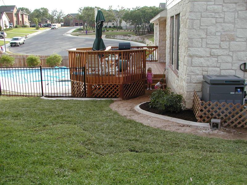 camera/2002/Landscaping/800x600_P5230102.JPG