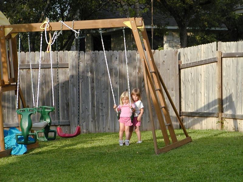 camera/2002/Landscaping/800x600_P5230104.JPG