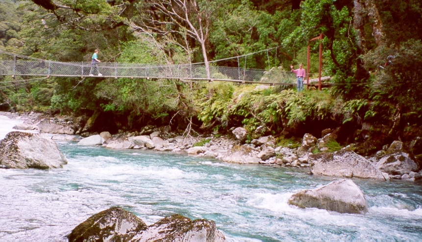 T-BRIDGE.JPG