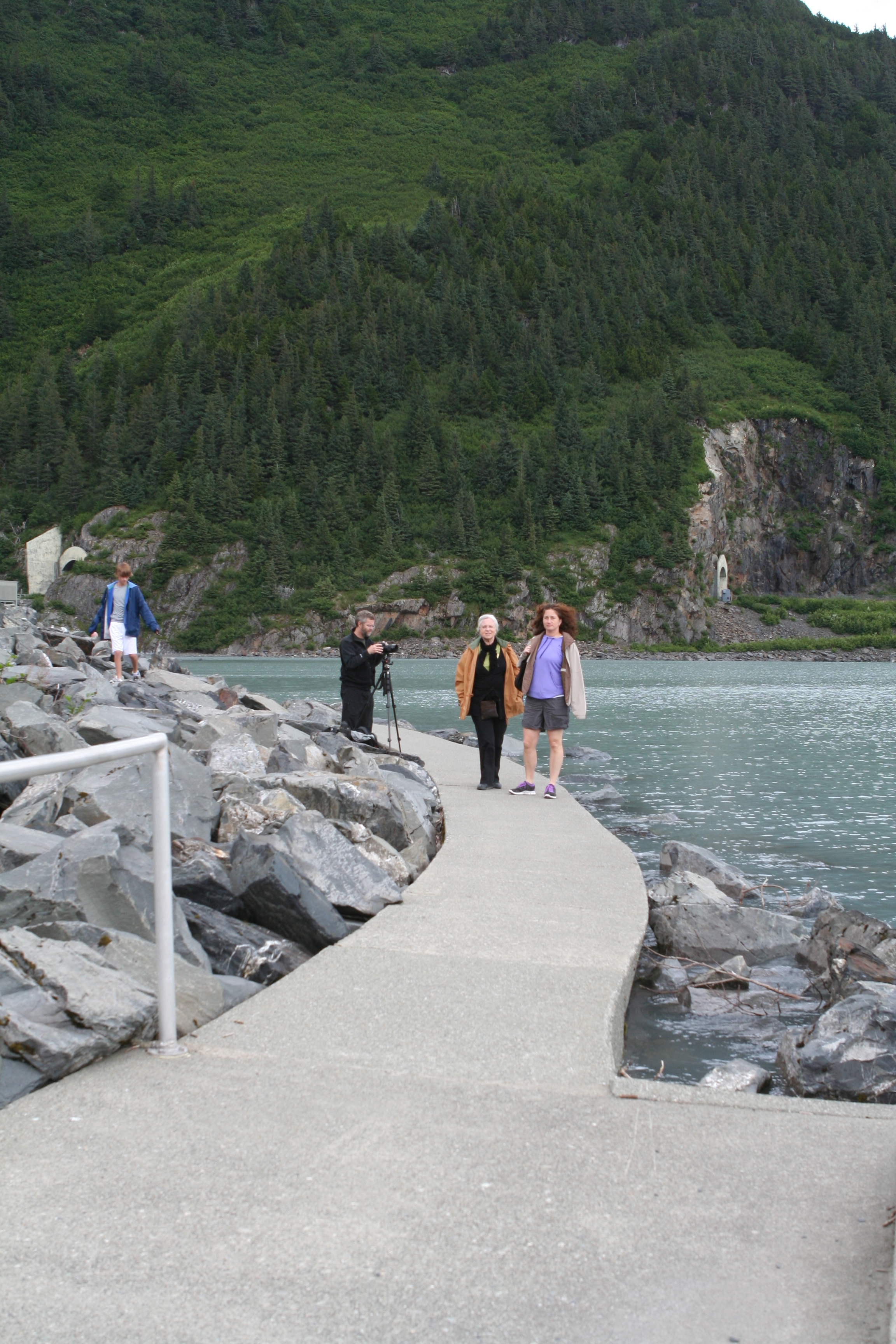 2011-07-14-Portage-Glacier-73-Suzi-Chance-Susana.JPG