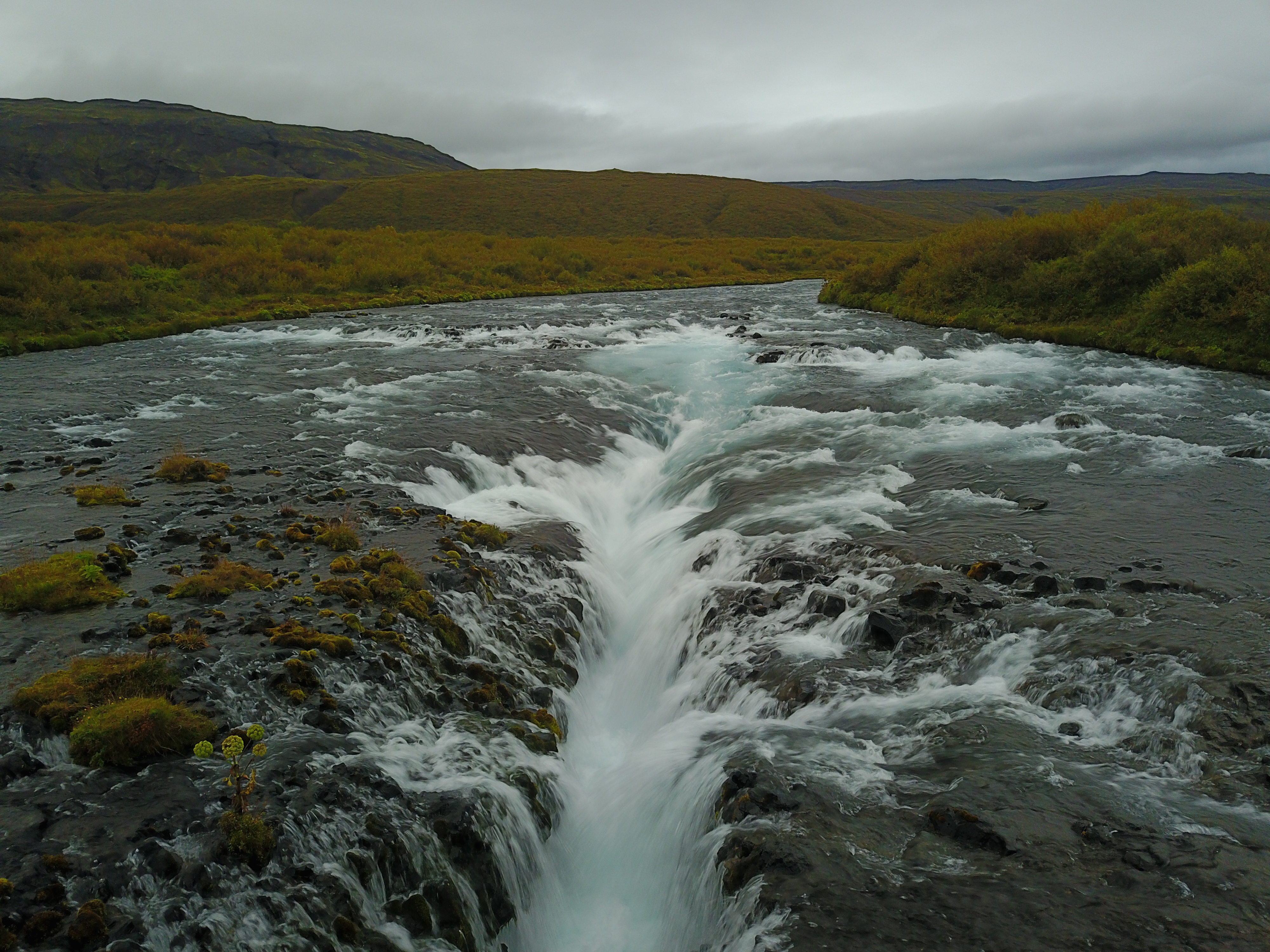 2017-09-04-Iceland-020-Bruarfoss-drone.JPG