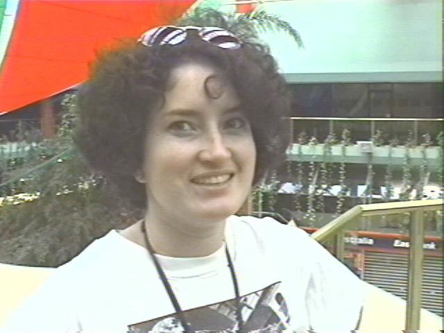 SUZMALL.JPG
