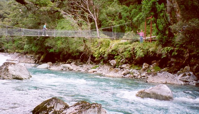 T-BRIDGE.JPG