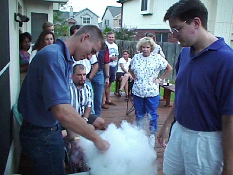 1998-08-t-bday-icecream2.jpg