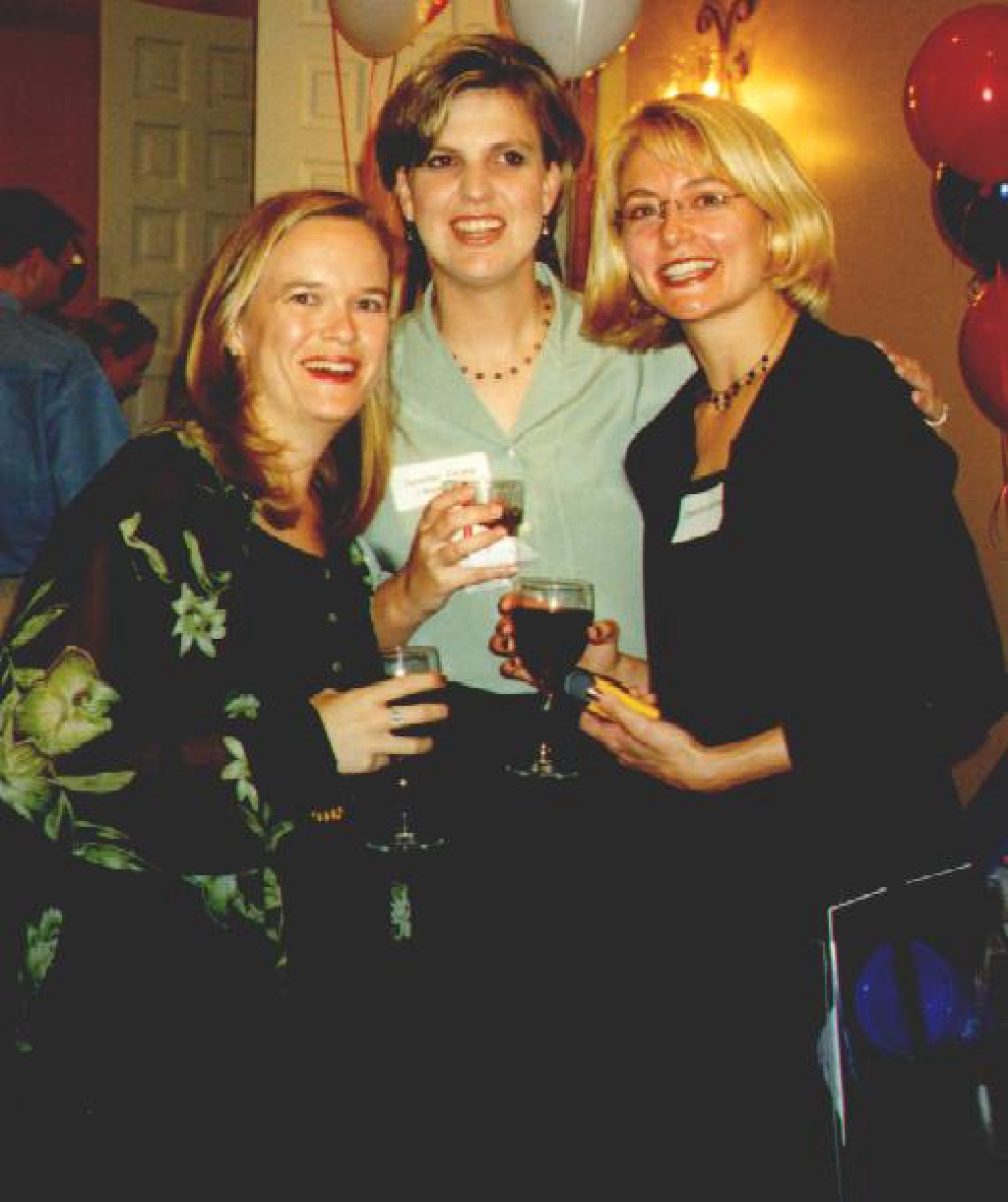 1998/09(September)/WHS-10yr-Reunion/ball/1024x768_1998-10yr-ball-ashley_gibson_jennifer_jacobby-jennifer_bradley.JPG