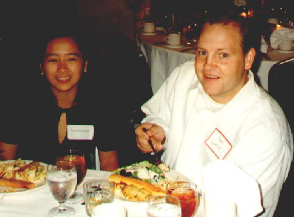 1998/09(September)/WHS-10yr-Reunion/ball/1024x768_1998-10yr-ball-rina_degusman.JPG