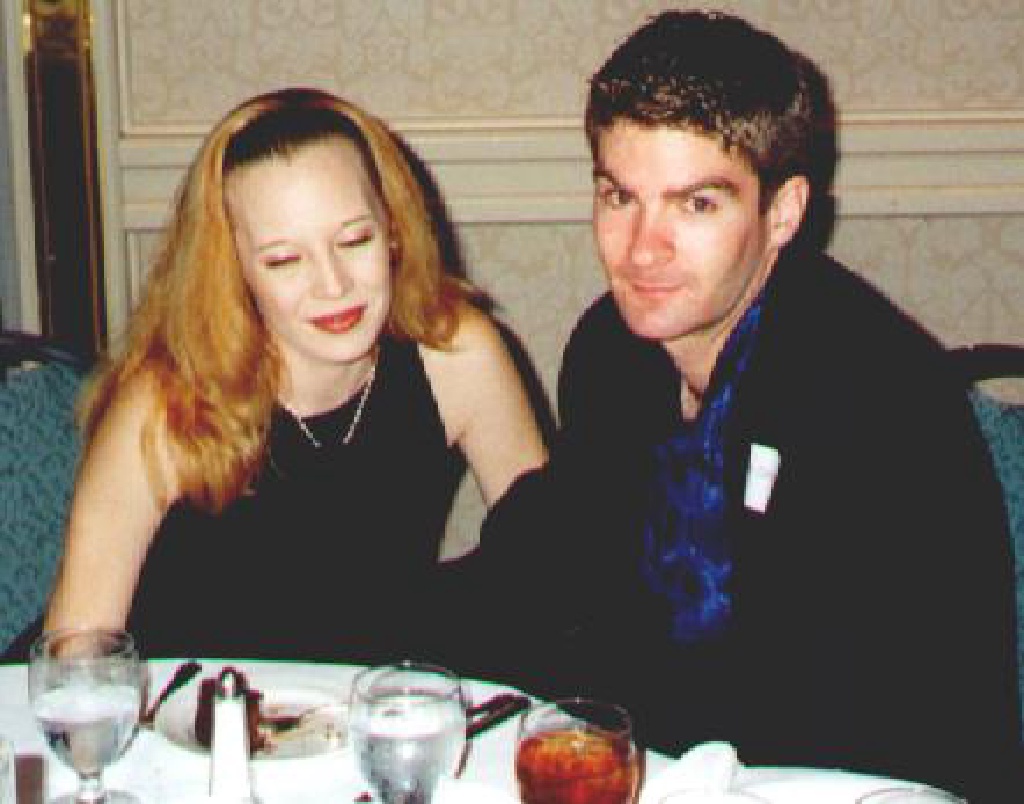 1998/09(September)/WHS-10yr-Reunion/ball/1024x768_1998-10yr-ball-seth_orell.JPG