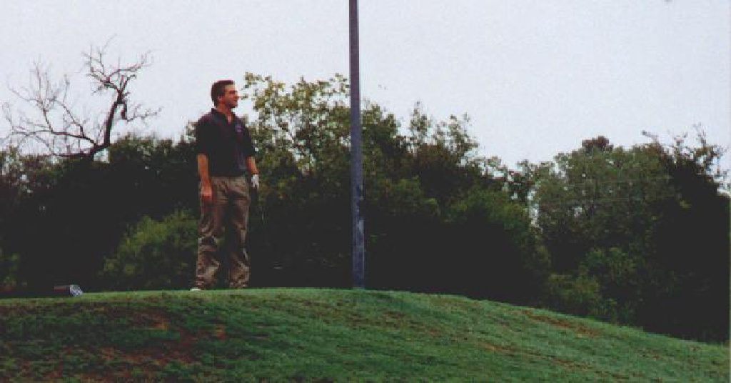 1998/09(September)/WHS-10yr-Reunion/golf/1024x768_1998-10yr-golf-mike_nelson.JPG