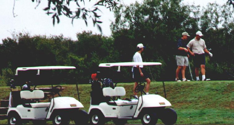 1998/09(September)/WHS-10yr-Reunion/golf/800x600_1998-10yr-golf-scott_sanders-scott_wright.JPG