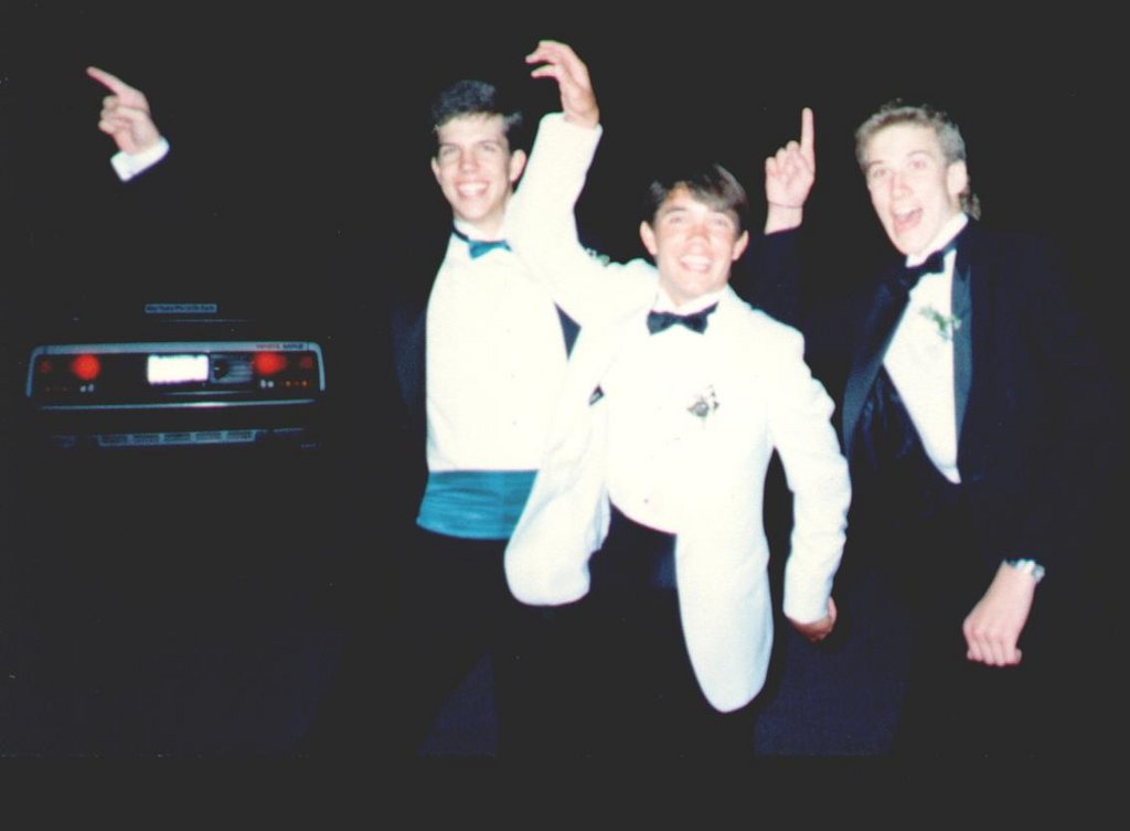 1998/09(September)/WHS-10yr-Reunion/goodolddays/1024x768_1988-god-prom-mike_oconner-john_mueller-travis_hildebrand.JPG
