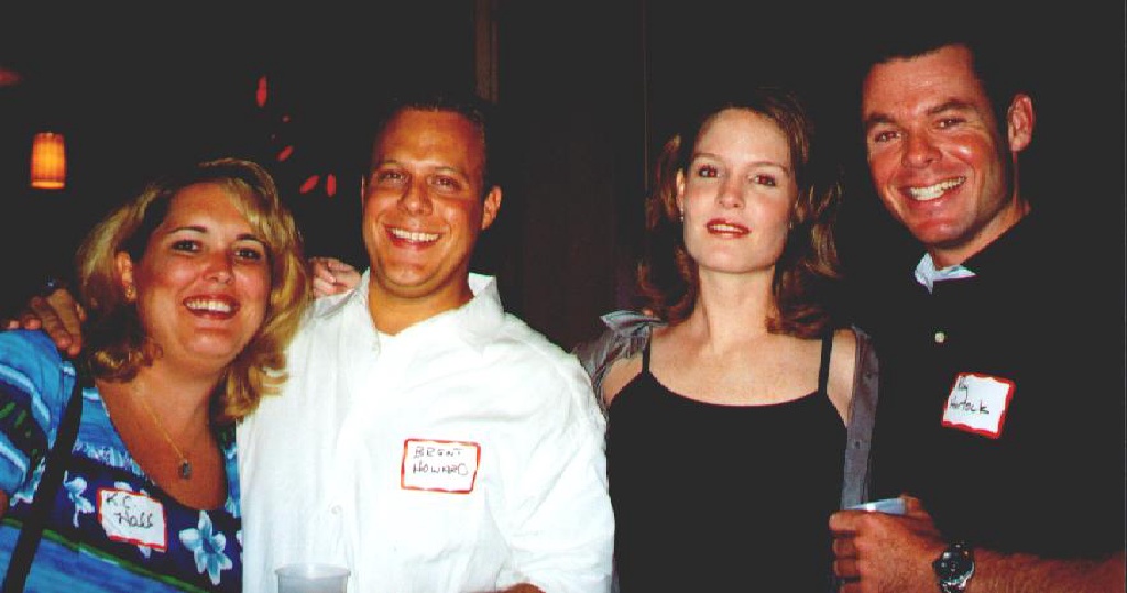 1998/09(September)/WHS-10yr-Reunion/happyhour/1024x768_1998-10yr-hh-kc_hall-brent_howard-karlin_gose-roy-horlock.JPG