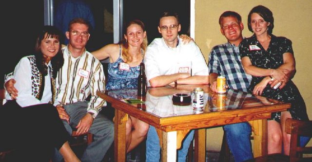1998/09(September)/WHS-10yr-Reunion/happyhour/640x480_1998-10yr-hh-debbie_baker-melissa_perschau-kenton_heinze.JPG