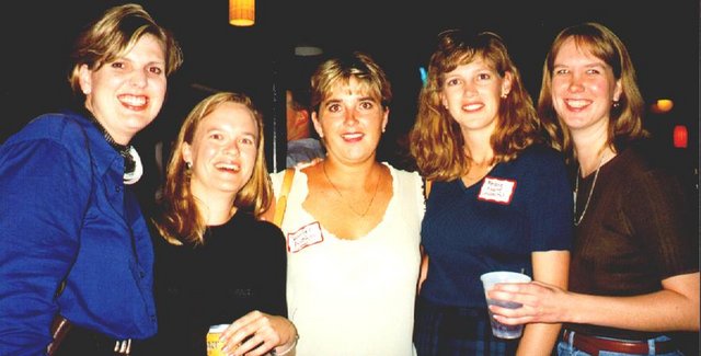 1998/09(September)/WHS-10yr-Reunion/happyhour/640x480_1998-10yr-hh-jennifer_jacoby-ashley_gibson-jennifer_lloyd-melanie_hudkins-melissa_mcgall.JPG