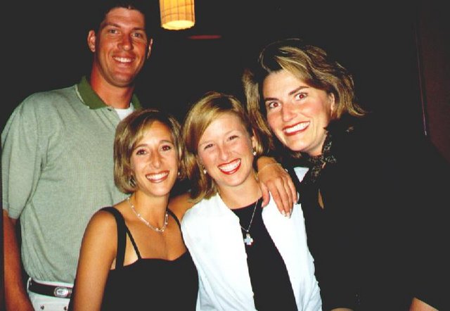 1998-10yr-hh-stance_labaj-claudine_defelice-trudi_donaldson-jennifer_phillips.JPG