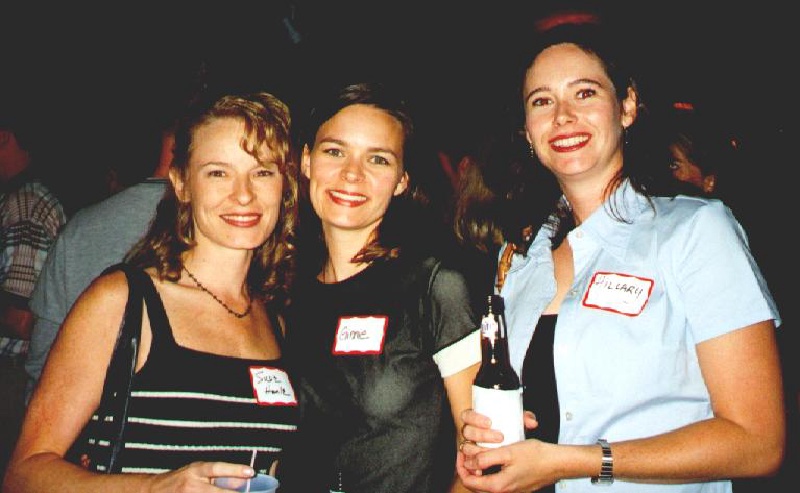 1998-10yr-hh-susie_hanle-ginny_wyche-hillary_hyatt.JPG