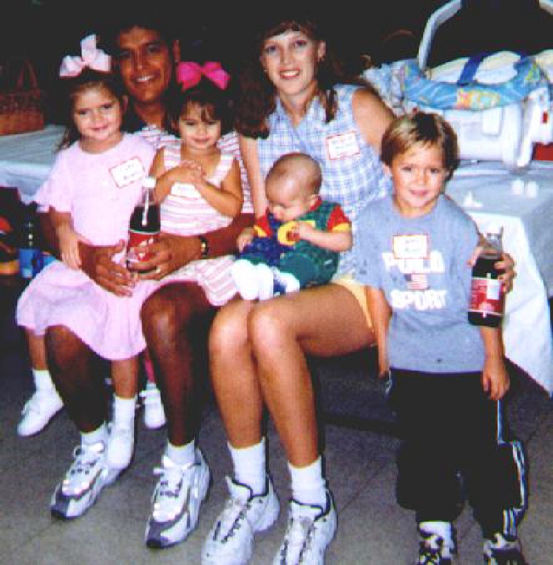 1998/09(September)/WHS-10yr-Reunion/picnic/800x600_1998-10yr-picnic-hudkins.JPG