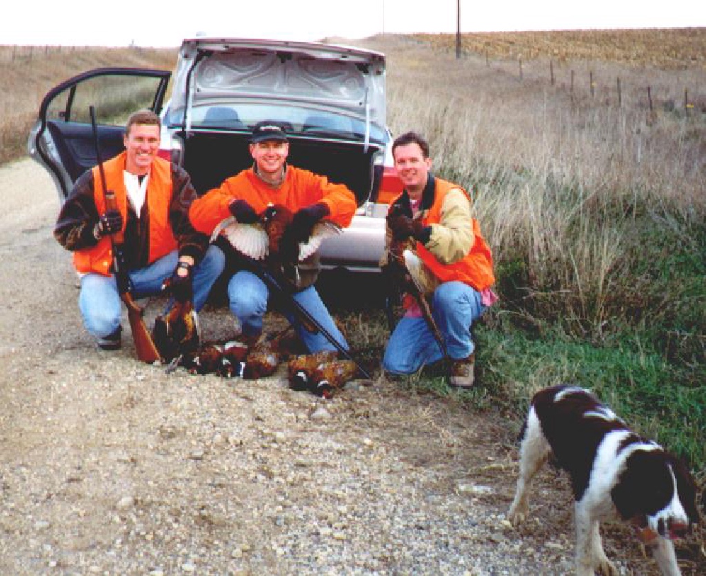 1998/11(November)/SD_Hunting/1024x768_1998-SD-Hunting-Travis-Mike-Kevin-Sparky.jpg