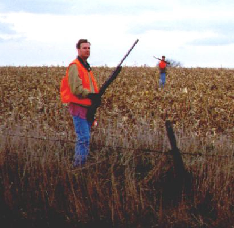 1998/11(November)/SD_Hunting/800x600_1998-SD-Hunting-Kevin-Mike.jpg