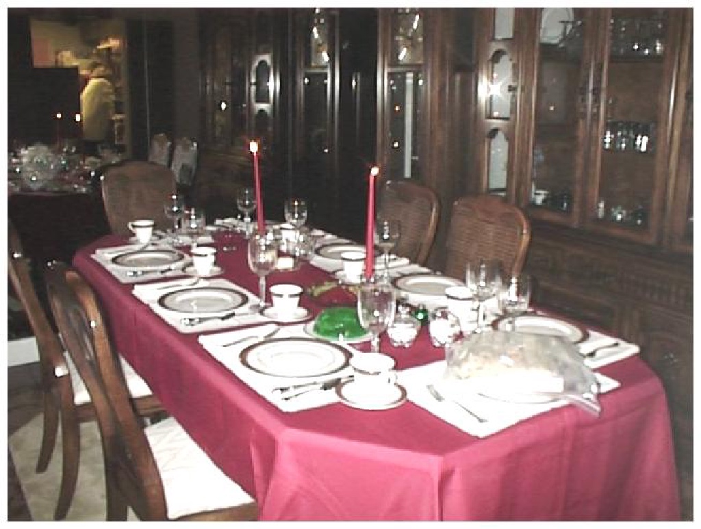 1998/12(December)/Christmas/1024x768_1998-12-Xmas-e-Table.jpg