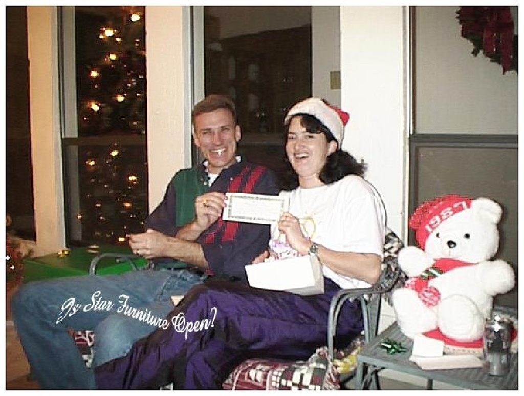 1998/12(December)/Christmas/1024x768_1998-12-xmas-h-T&S-starfurniture.JPG