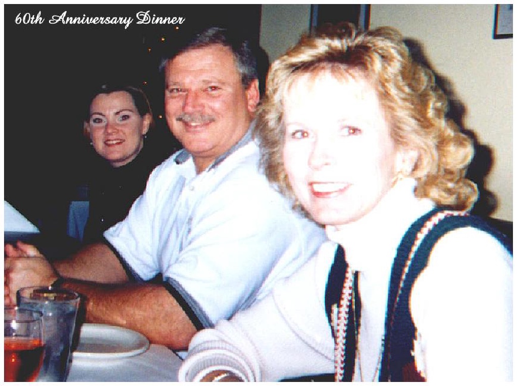 1998/12(December)/Christmas/1024x768_1998-12-xmas-y-anniversary-dinner.JPG