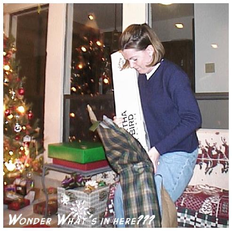 1998-12-xmas-h-golfclubs-katie.JPG