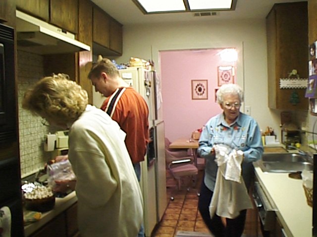 1998-12-Xmas-Mom-Justin-Grandma-Kitchen.jpg