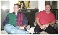 1998-12-xmas-h-dad-travis-ready-for-presents.JPG